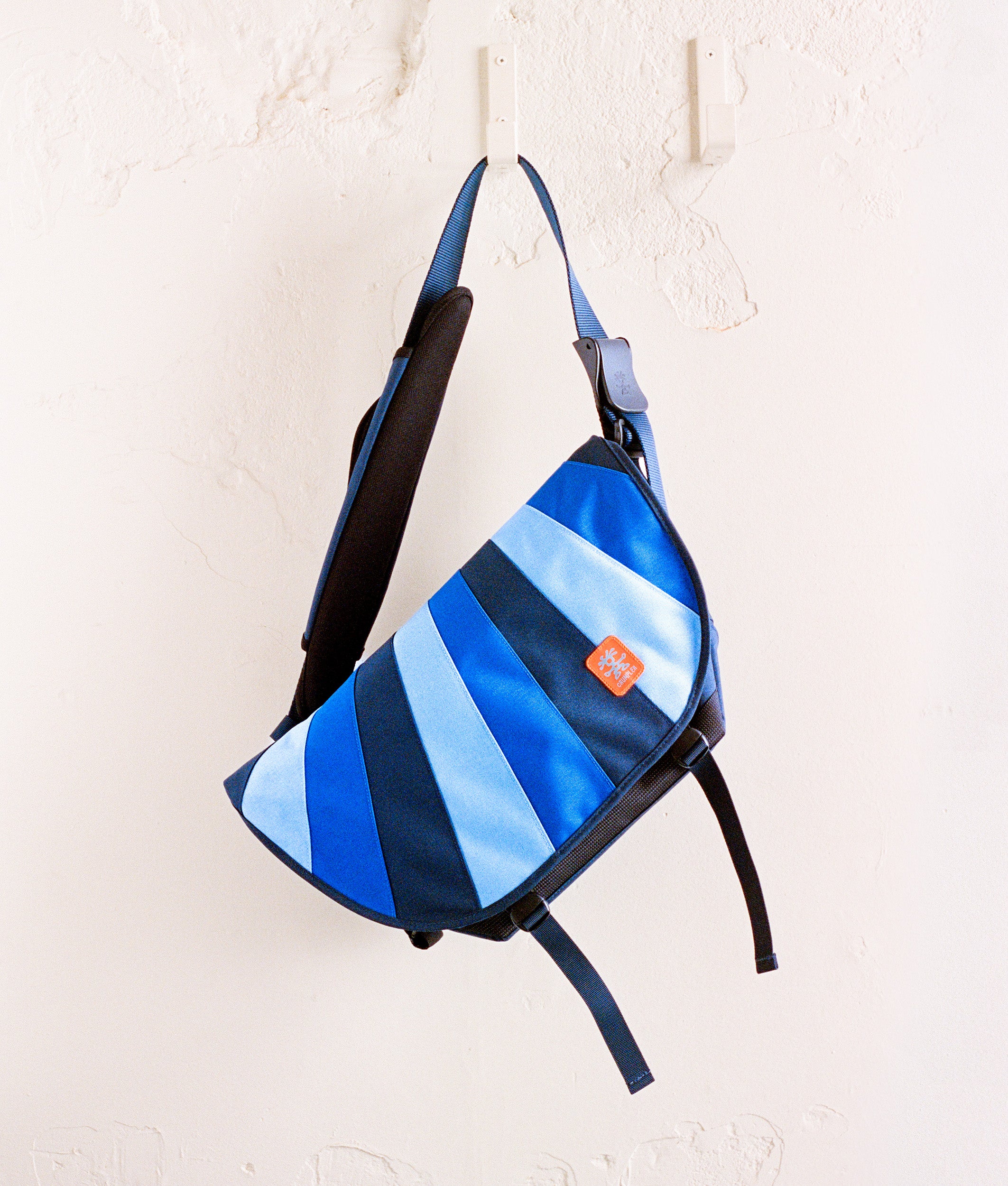 Crumpler Boston Crumpler | 1995年からメッセンジャーバッグを製造 – Crumpler Australia