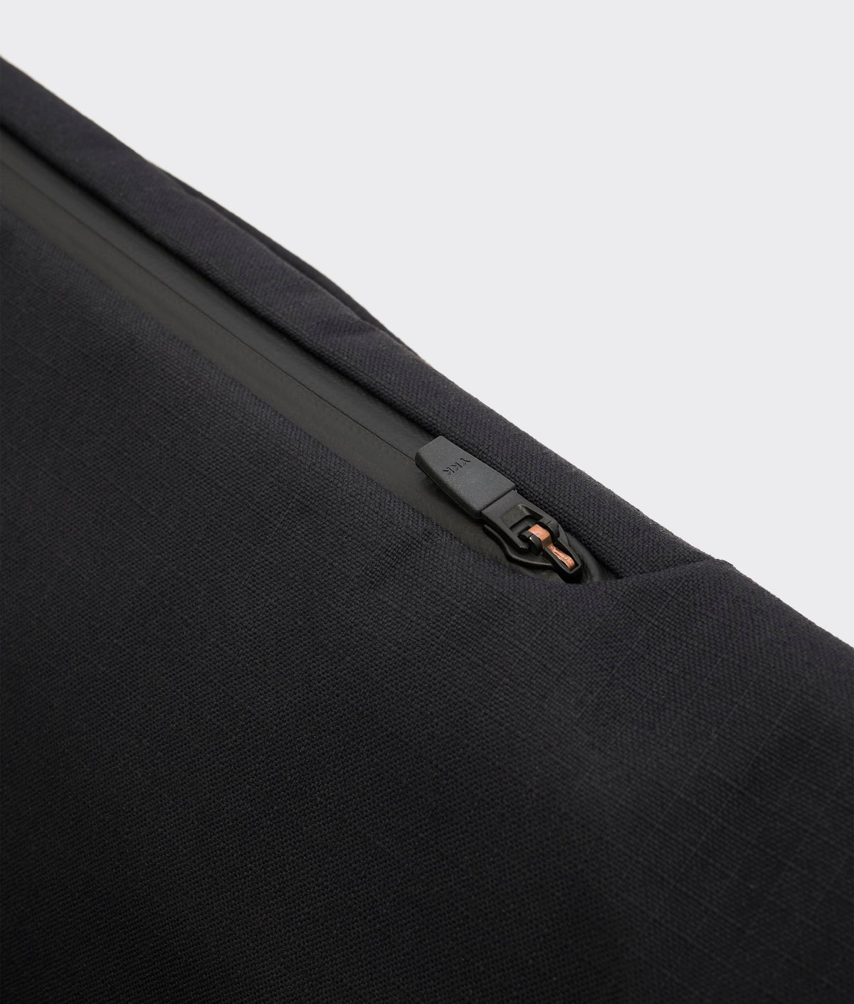 | Colour: Black