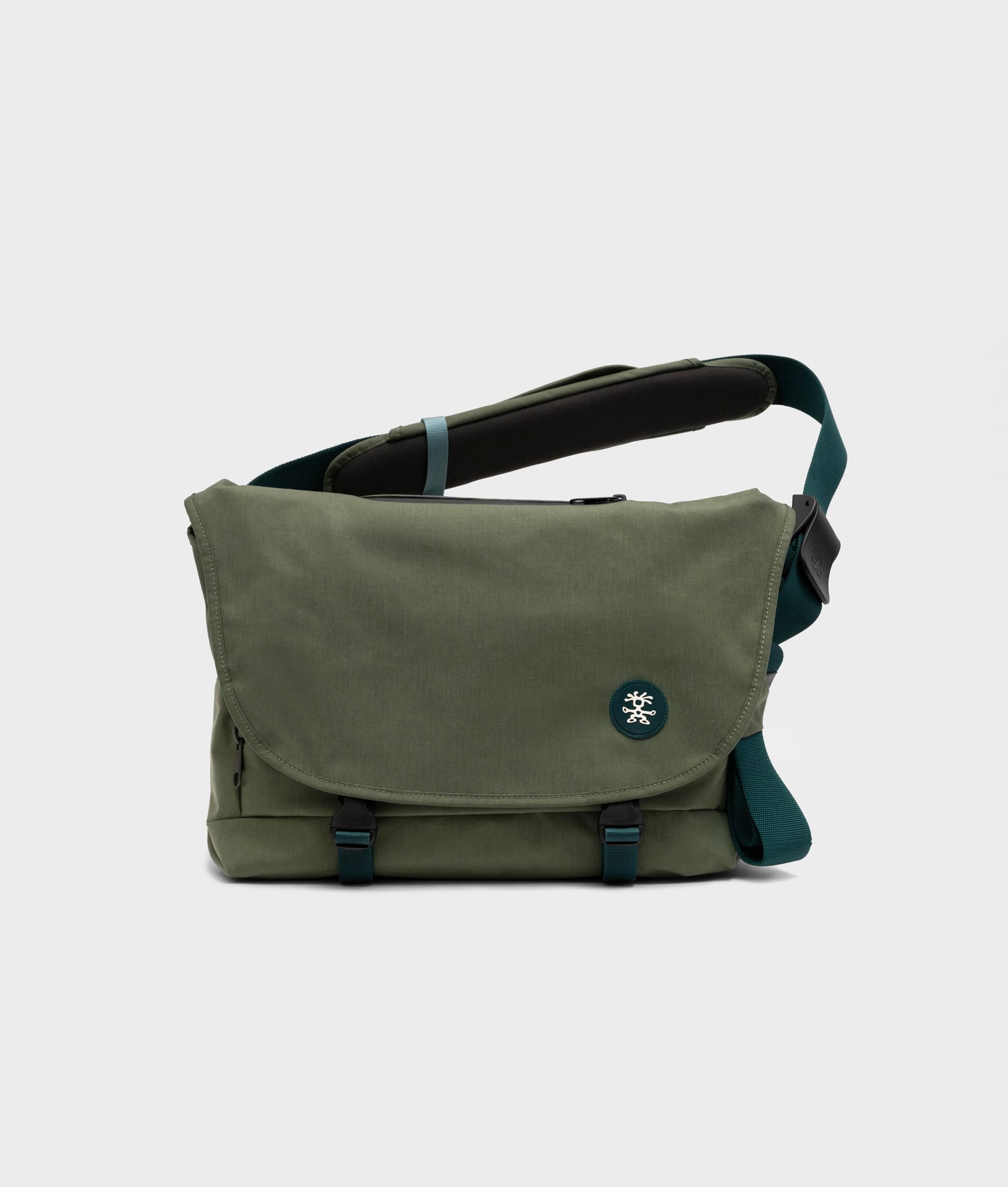 crumpler-brace-brace-leaf-6.