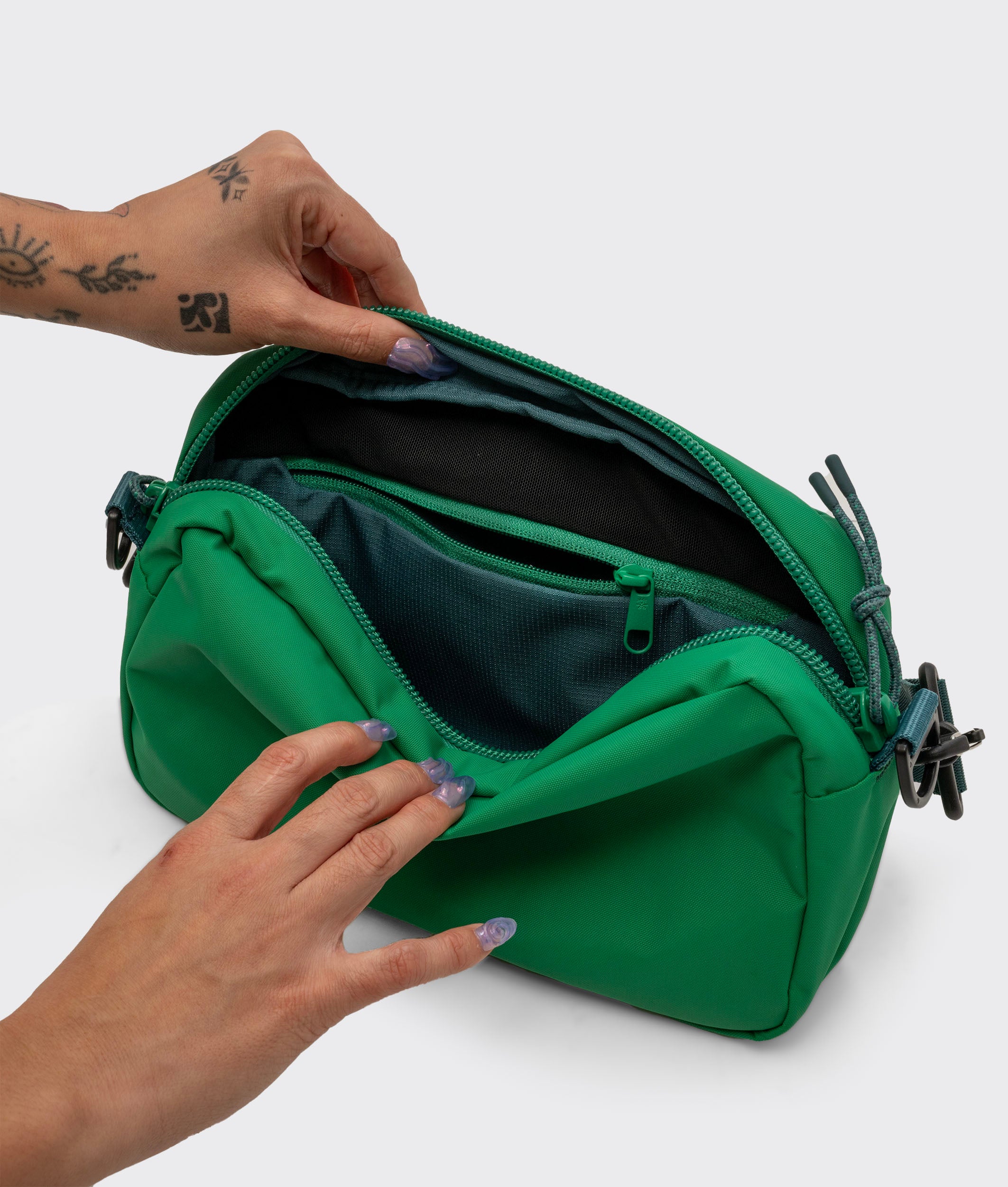 グース (ラージ) - クロスボディバッグ - クランプラー オーストラリア