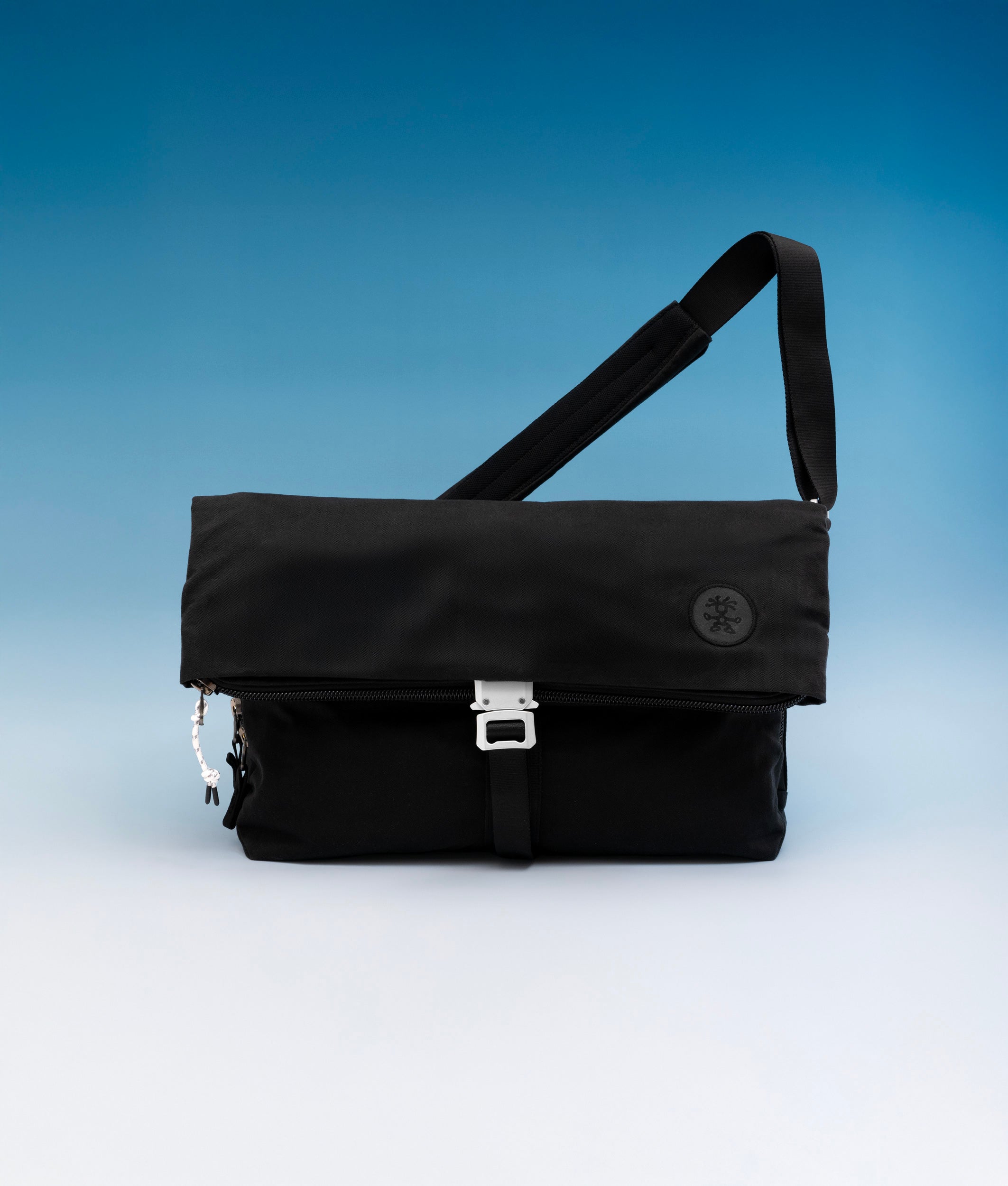 【美品】クランプラー　メッセンジャーバッグ 女性と男性のためのメッセンジャーバッグ | Crumpler Australia