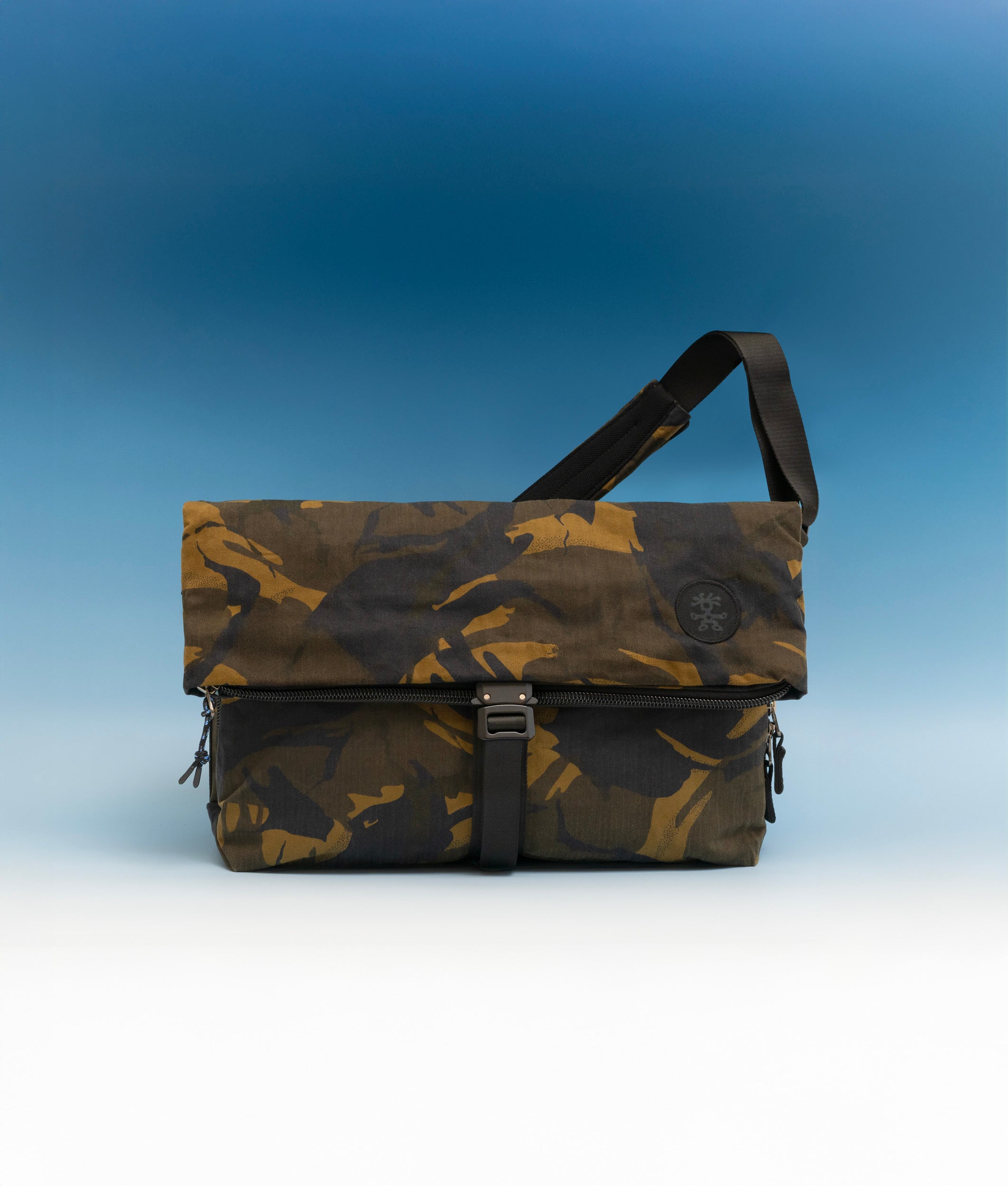 CRUMPLER クランプラー　メッセンジャーバッグ カモフラ　迷彩 CRUMPLER クランプラー メッセンジャーバッグ カモフラ 迷彩 バッグ