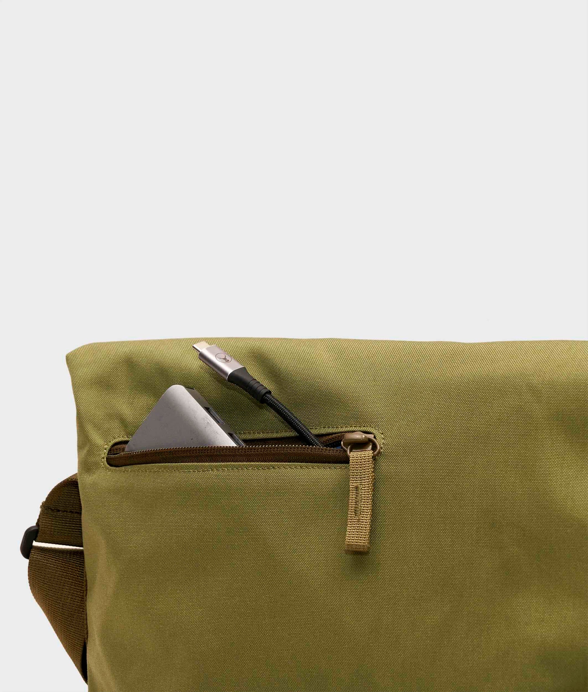 | Colour: Khaki