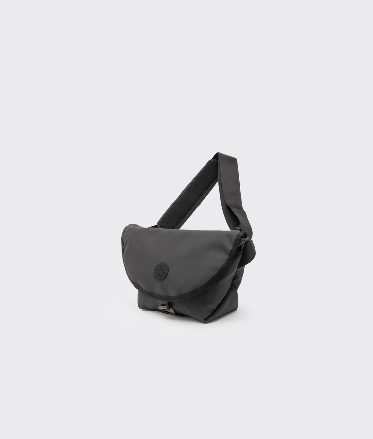 | Colour: Black