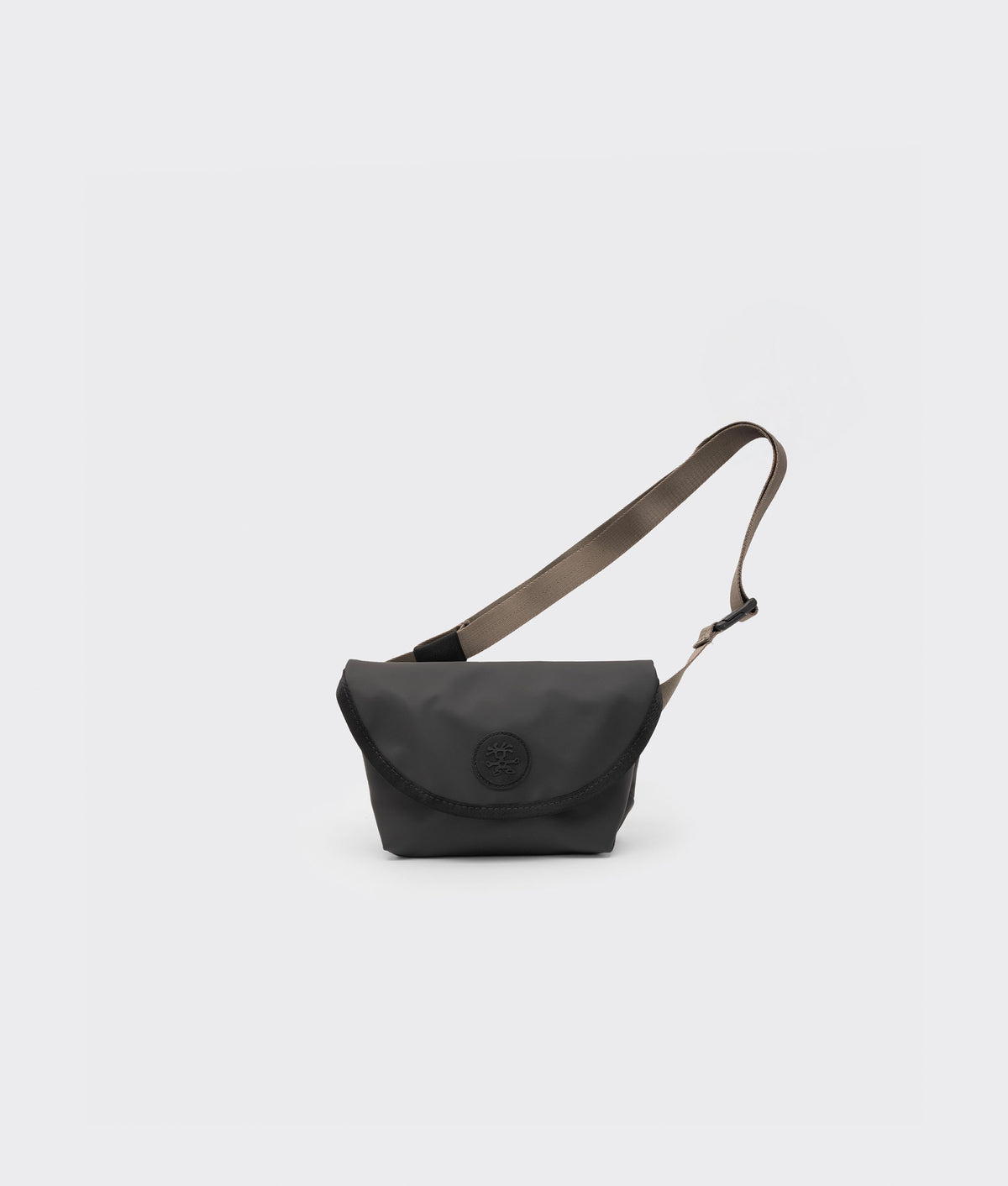 | Colour: Black