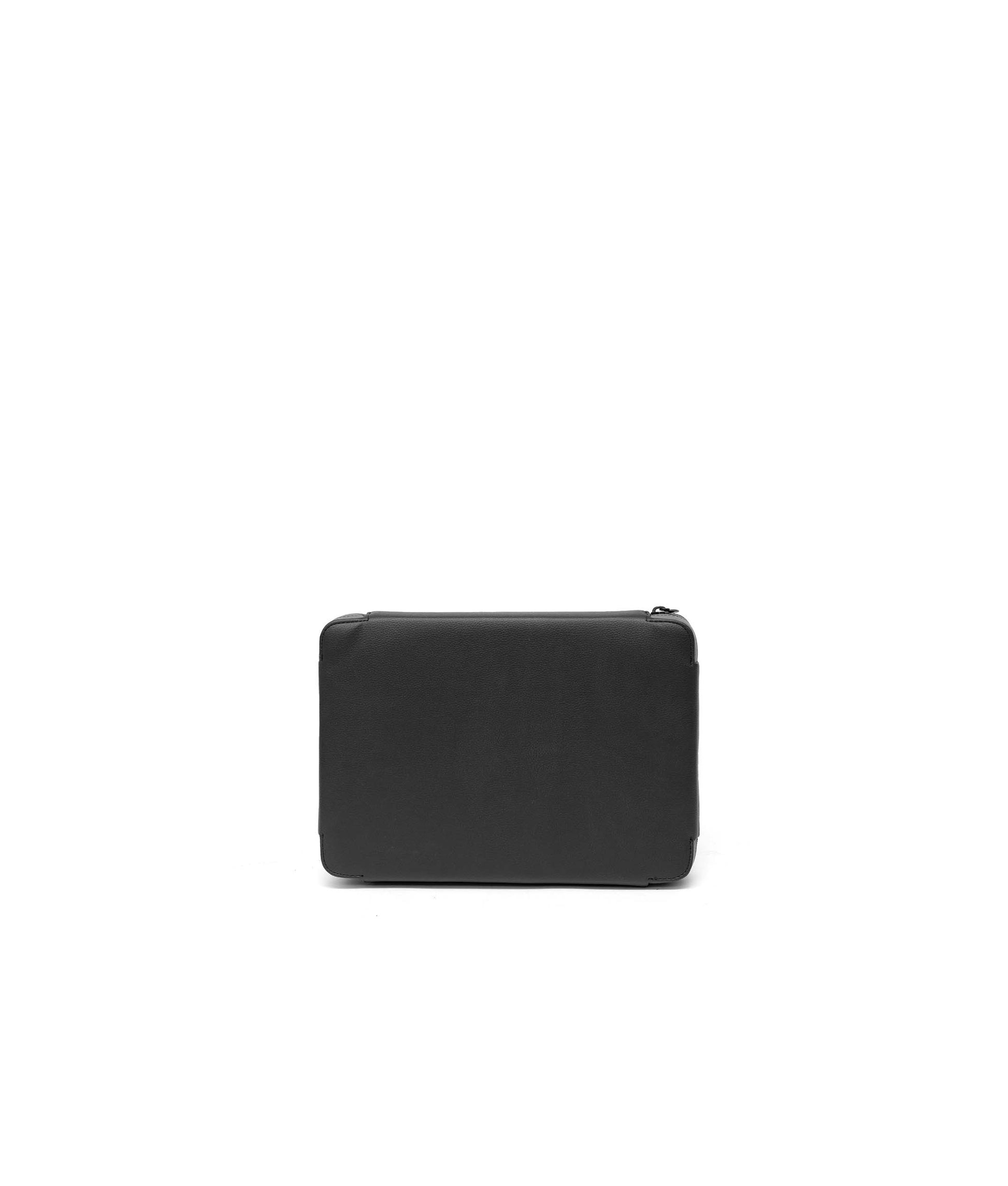 | Colour: Black