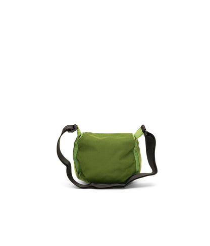 | Colour: Green